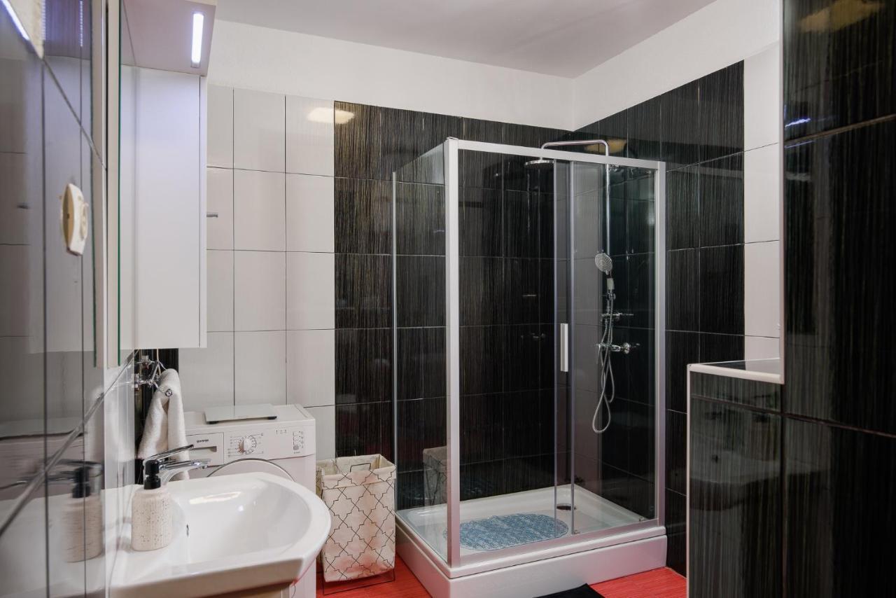 Mare&Antonio Apartment Trogir Bagian luar foto