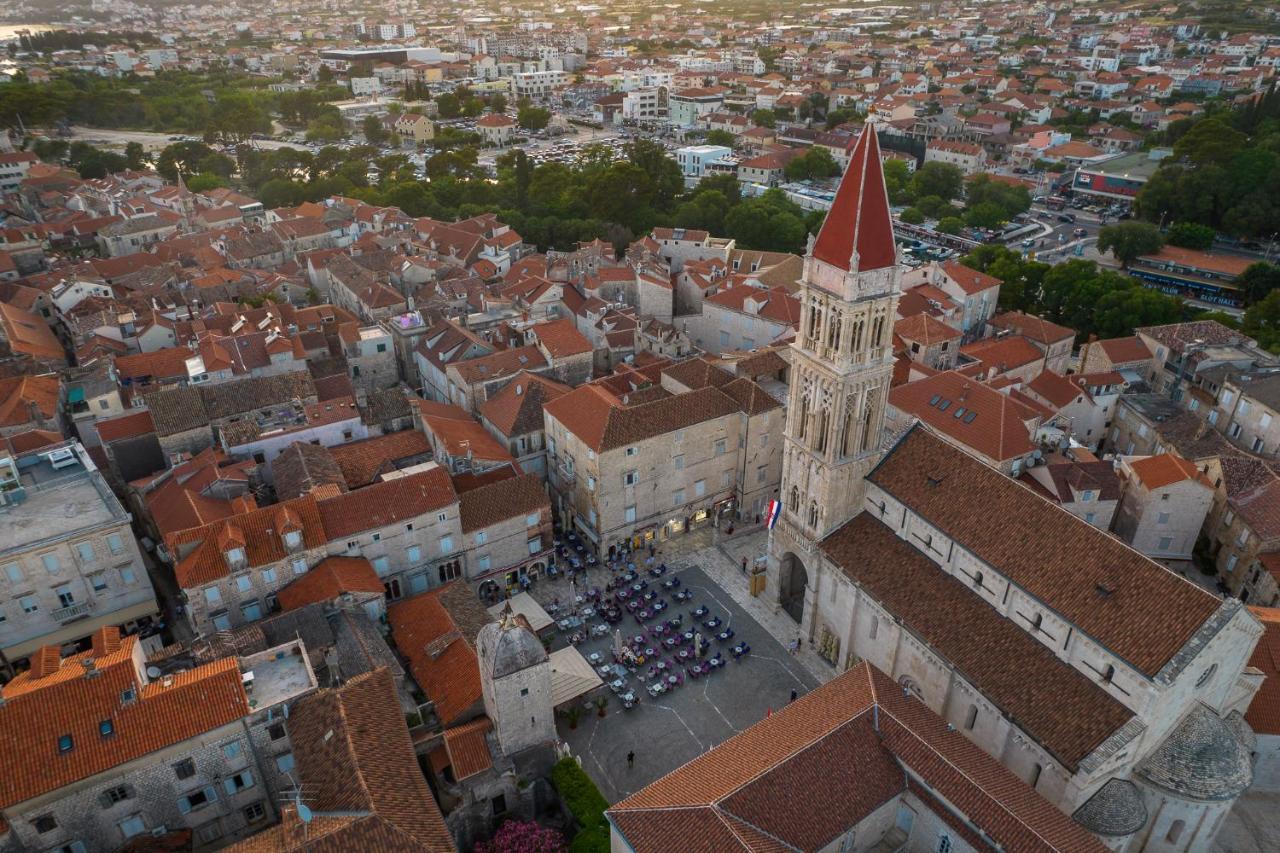 Mare&Antonio Apartment Trogir Bagian luar foto
